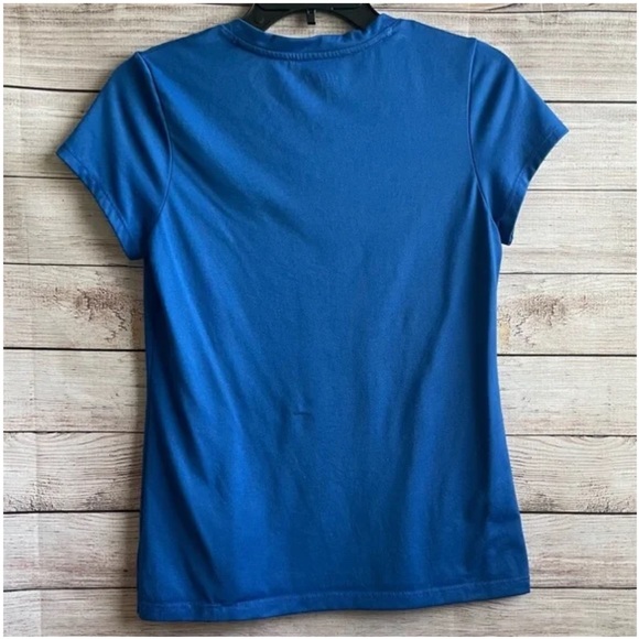 BCG Blue‎ v-neck semi fitted fit Shirt size Small activewear top Athletic - Picture 4 of 6